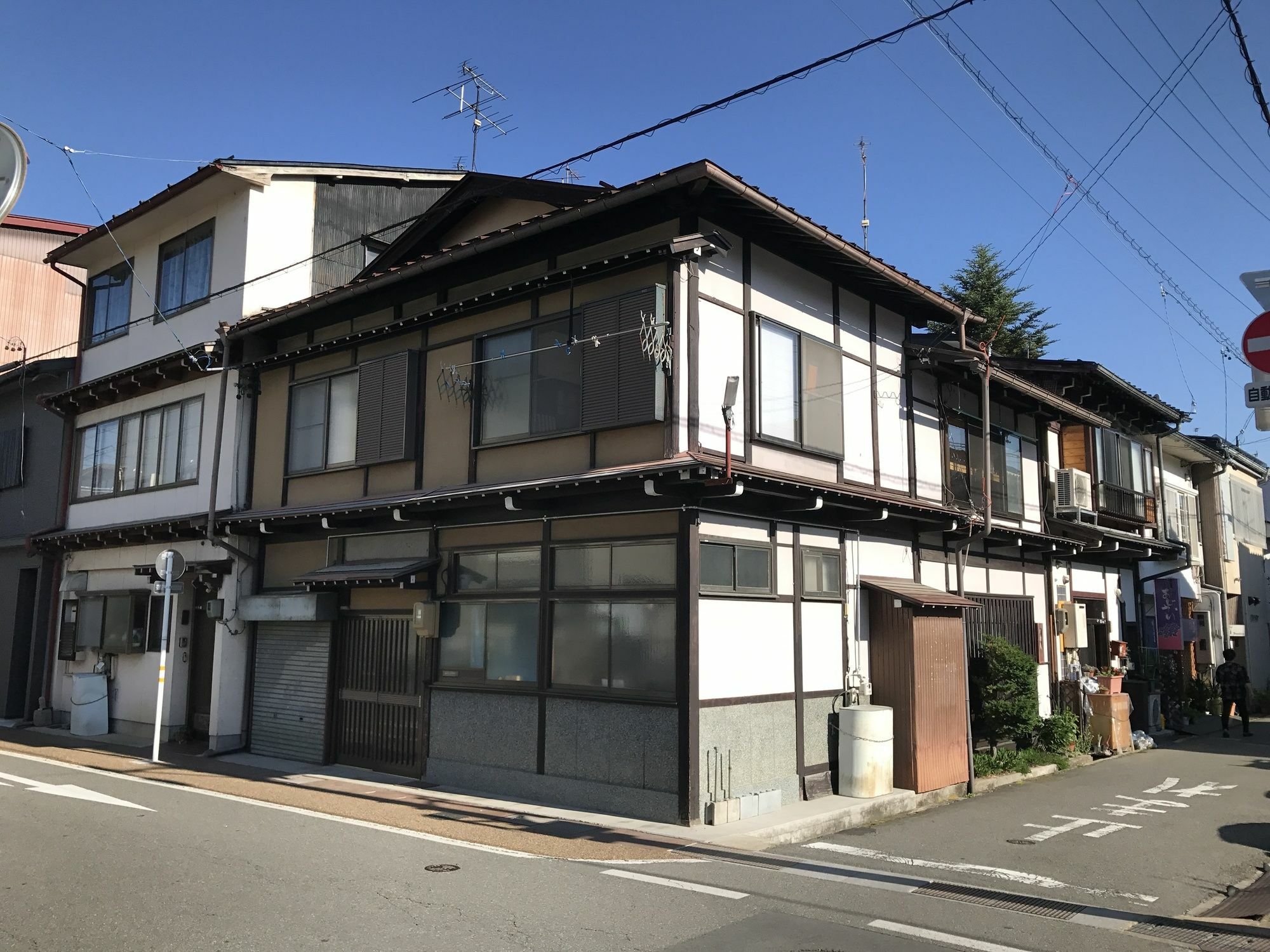 Guesthouse Daruma Takayama  Buitenkant foto